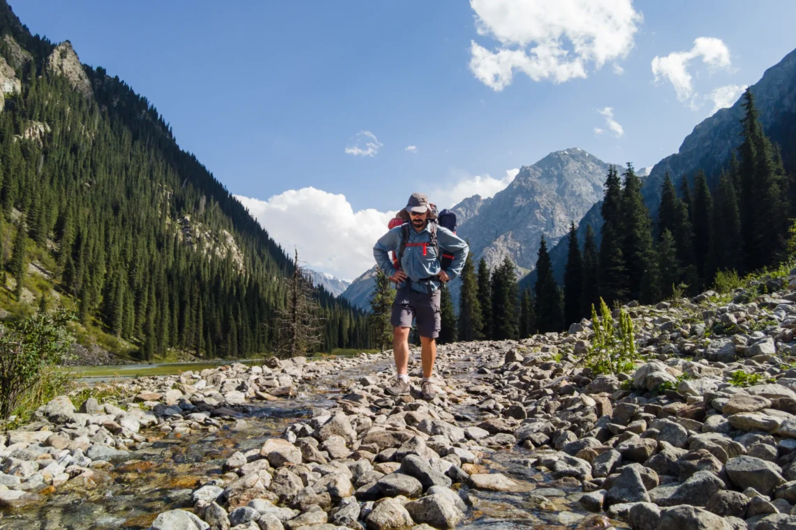 kyrgyzstan ala köl trekking